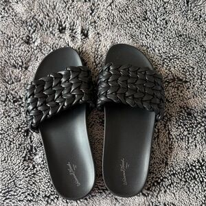 Women's Black Slide Sandals